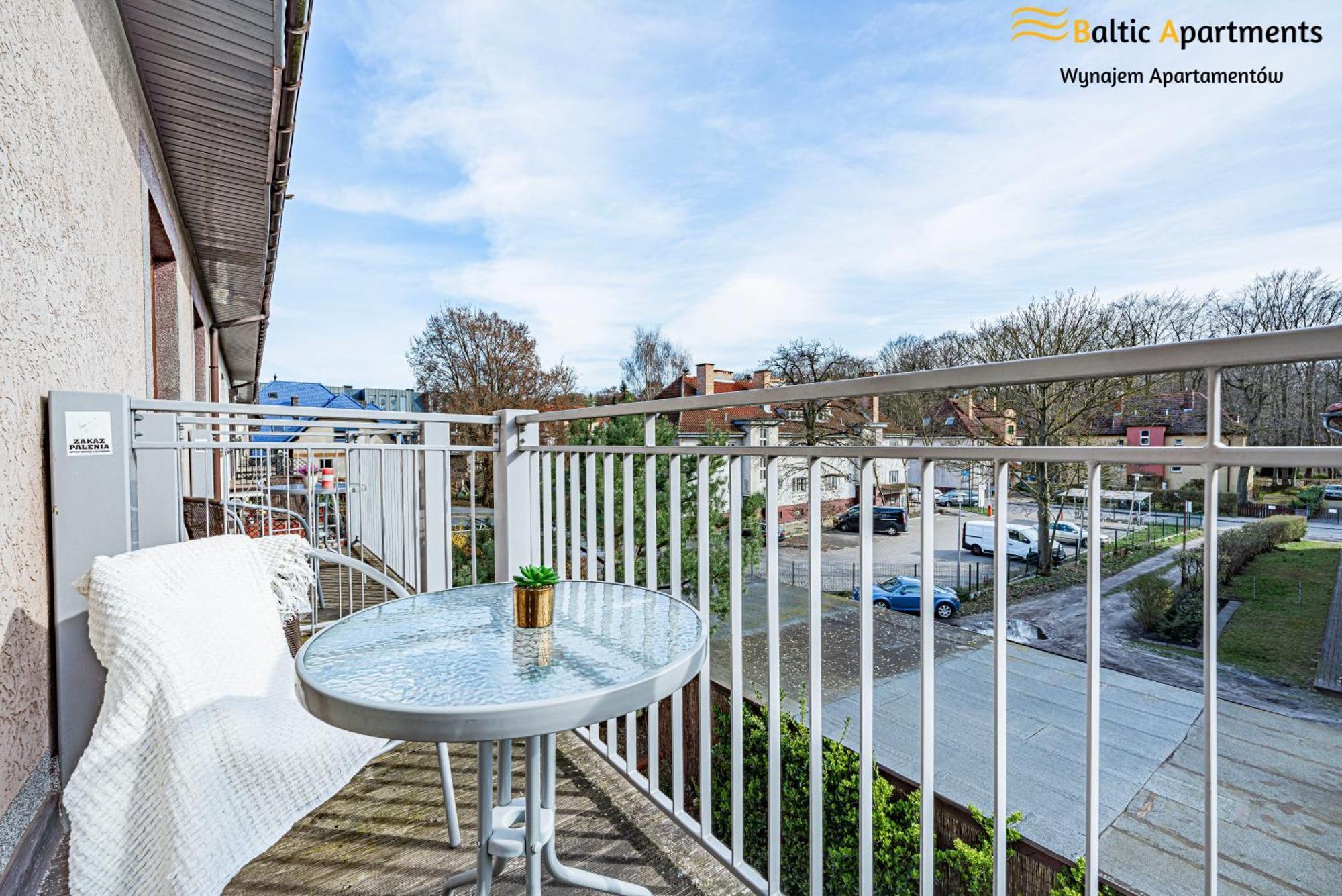 Baltic Apartments - Hotelik Przy Promenadzie Свиноуйсьце Экстерьер фото
