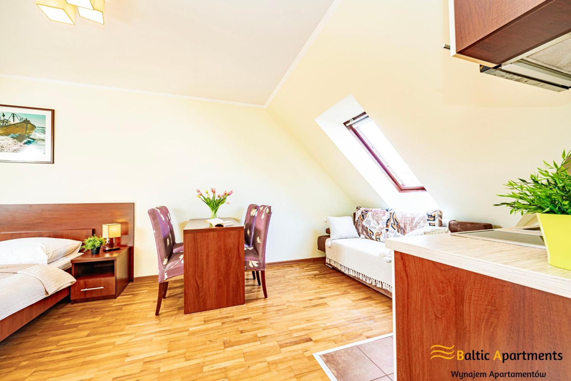 Baltic Apartments - Hotelik Przy Promenadzie Свиноуйсьце Экстерьер фото